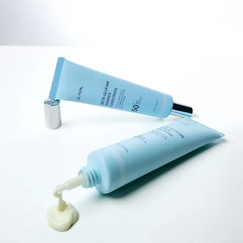 iUNIK-Beta-Glucan-Barrier-Sunscreen-5.webp
